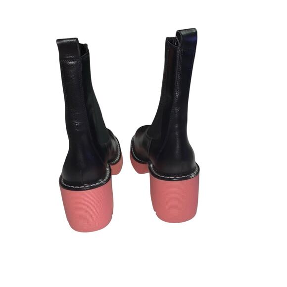 Marc Fisher- BLACK CHUNKY FREDY LUG SOLE BOOTIE- pink bottoms- Size 7 M - Picture 3 of 13